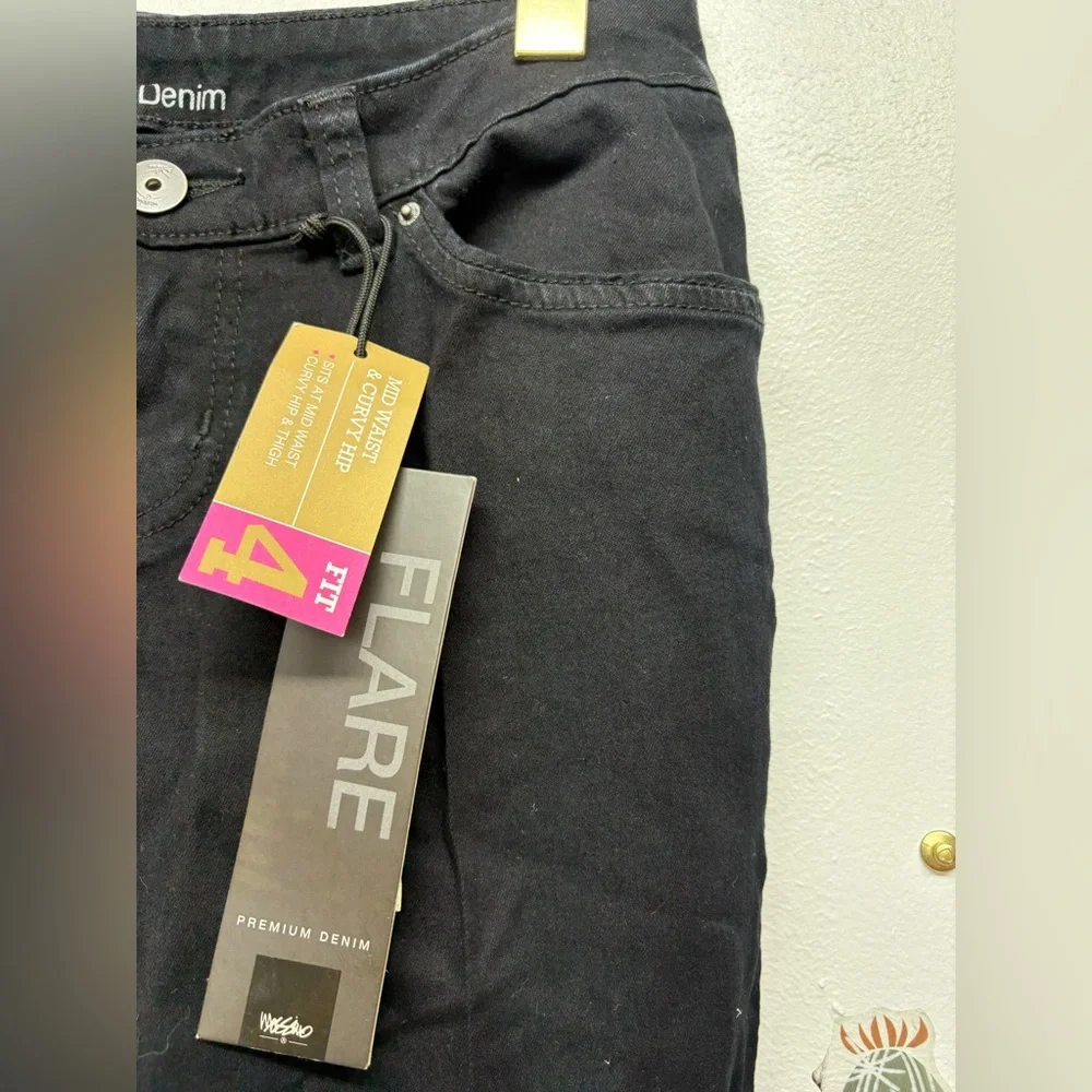 Mossimo supply co Y2K Black Flare Jeans - Picture 10 of 15